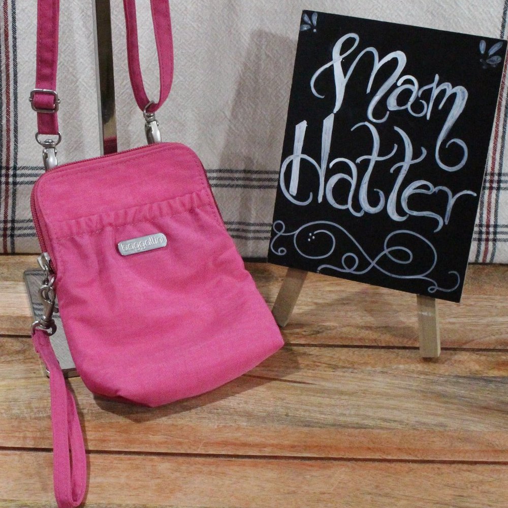 Baggallini Swingpack Crossbody Bag